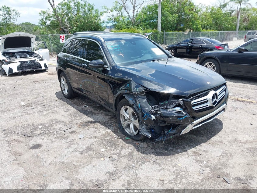 2018 Mercedes-benz Glc VIN WDC0G4JB7JV077224 IAAI salvage auction — RIGHT FRONT, Salvage Title, sold $5,100 on 2026-07-29 (photo 1)