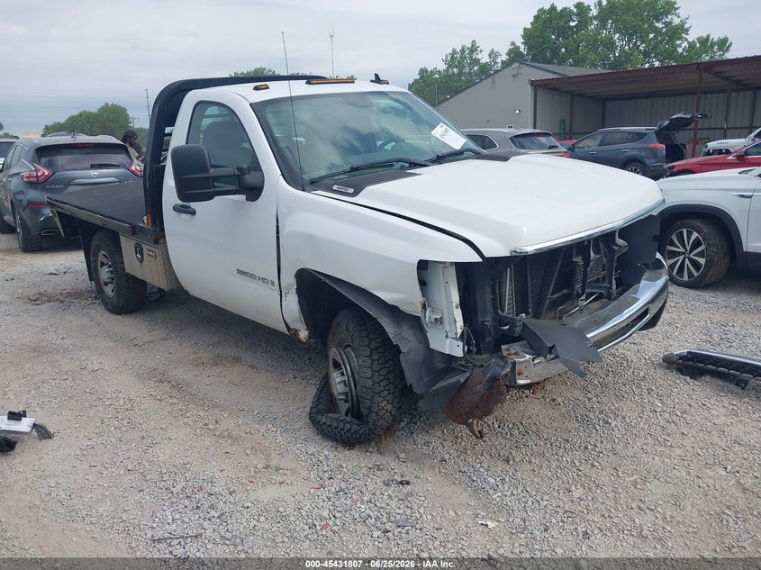 2007 Chevrolet Silverado 3500 VIN 1GBHK34K67E560231 — IAAI salvage auction photo