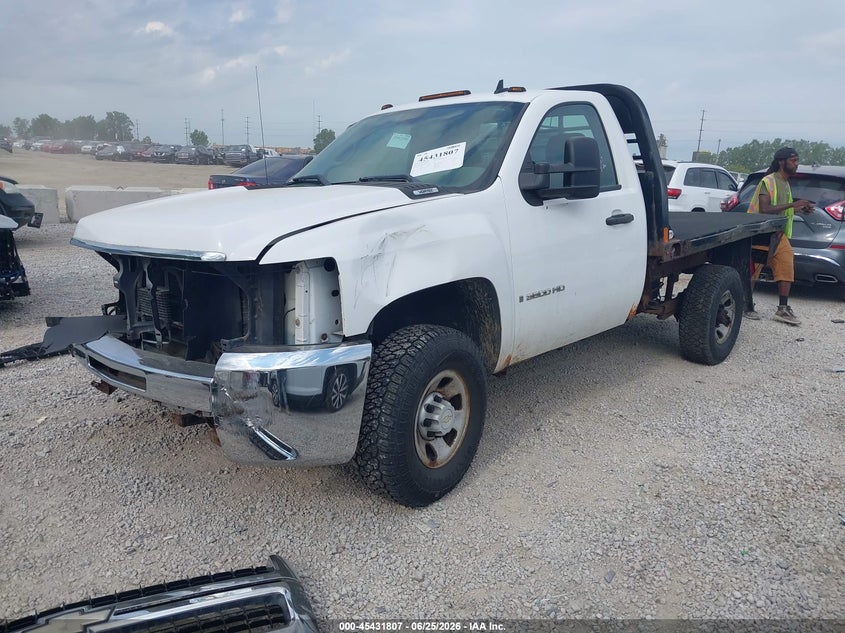 2007 Chevrolet Silverado 3500 VIN 1GBHK34K67E560231 IAAI salvage auction — FRONT END, Salvage (Ohio), sold $825 on 2026-07-08 (photo 2)