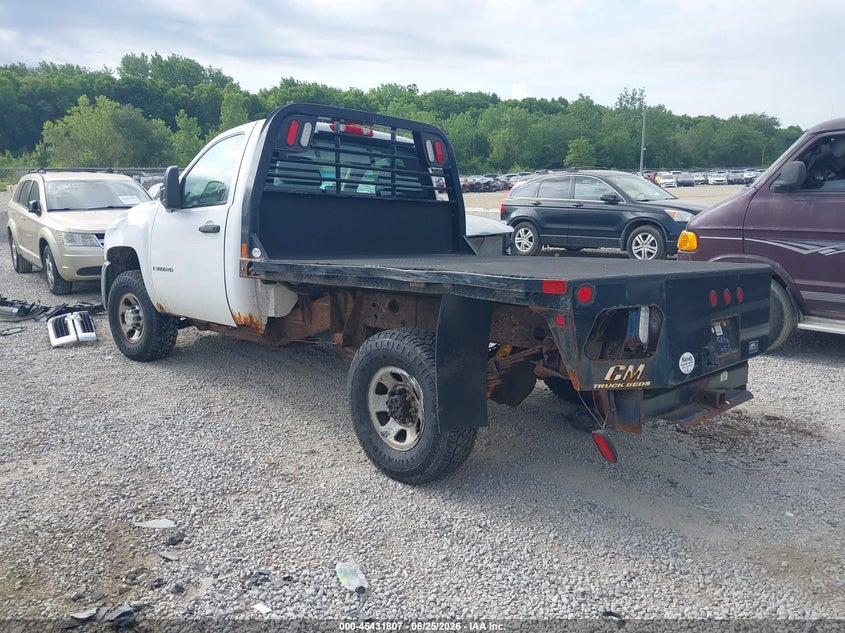 2007 Chevrolet Silverado 3500 VIN 1GBHK34K67E560231 IAAI salvage auction — FRONT END, Salvage (Ohio), sold $825 on 2026-07-08 (photo 3)