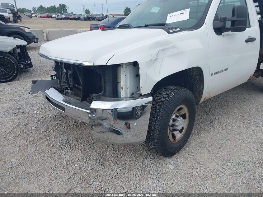 2007 Chevrolet Silverado 3500 VIN 1GBHK34K67E560231 IAAI salvage auction — FRONT END, Salvage (Ohio), sold $825 on 2026-07-08 (photo 6)