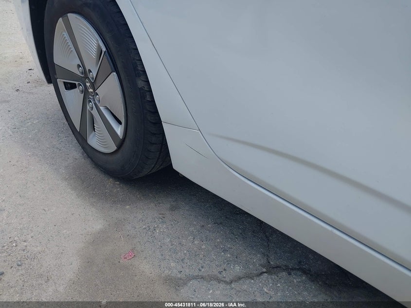 2020 Hyundai Ioniq hybrid VIN KMHC65LC4LU220085 IAAI salvage auction — ALL OVER, Sf97 (New Hampshire), sold $50 on 2026-07-23 (photo 6)