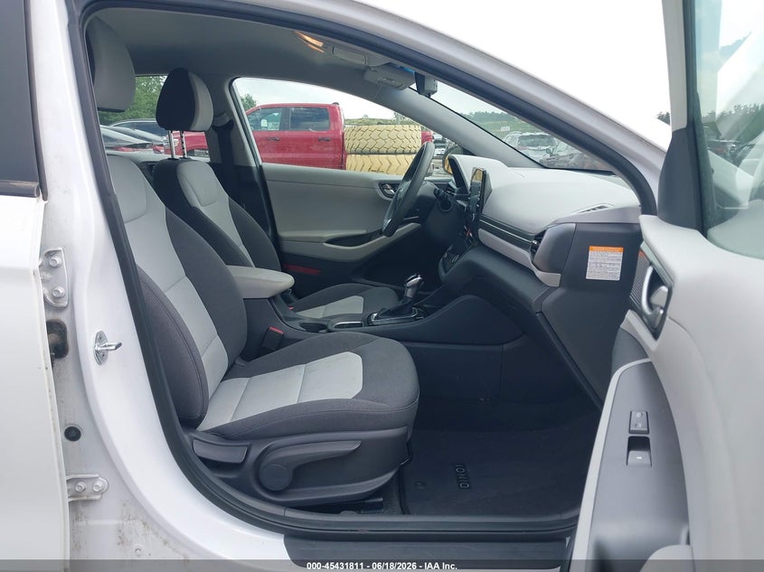 2020 Hyundai Ioniq hybrid VIN KMHC65LC4LU220085 IAAI salvage auction — ALL OVER, Sf97 (New Hampshire), sold $50 on 2026-07-23 (photo 5)