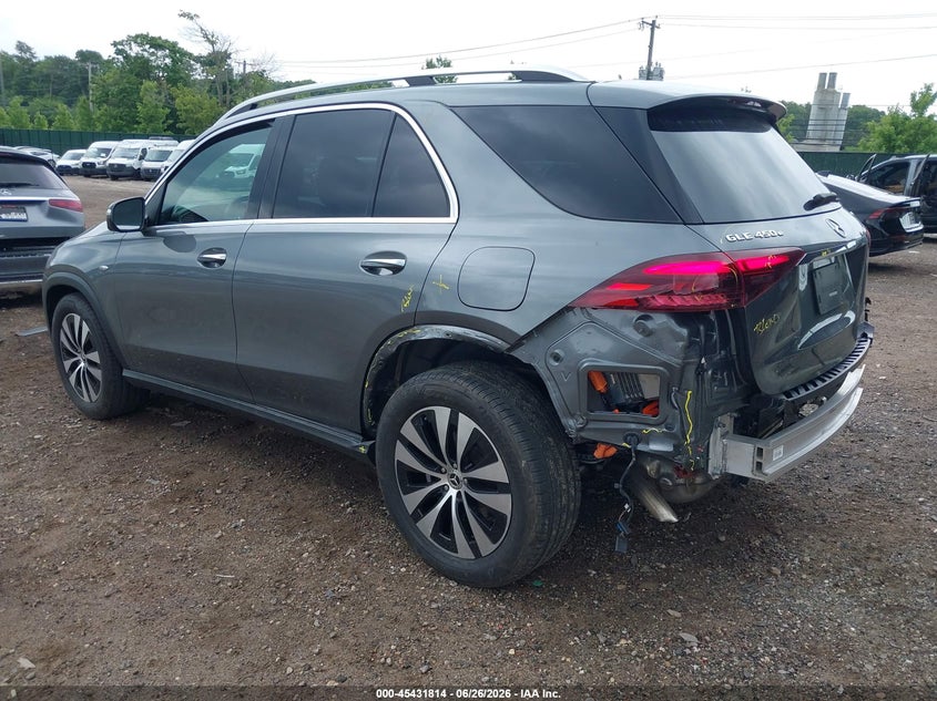 2025 Mercedes-benz VIN 4JGFB4GB5SB393807 IAAI salvage auction — REAR END, Wait Title, sold $38,850 on 2026-08-24 (photo 3)