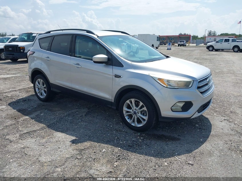 2018 Ford Escape VIN 1FMCU9GD6JUD08780 — IAAI salvage auction photo