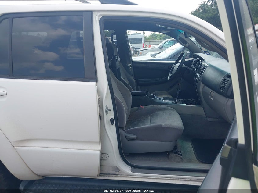 2005 Toyota 4runner VIN JTEZT14RX50023172 IAAI salvage auction — NORMAL WEAR, Clear (California), sold $1,850 on 2026-07-23 (photo 5)