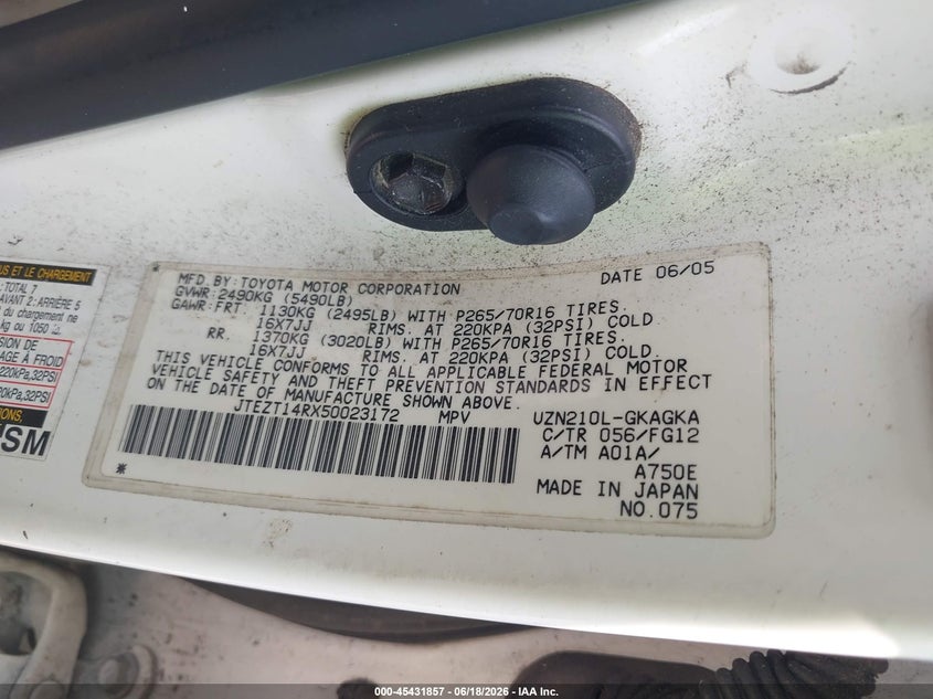 2005 Toyota 4runner VIN JTEZT14RX50023172 IAAI salvage auction — NORMAL WEAR, Clear (California), sold $1,850 on 2026-07-23 (photo 9)