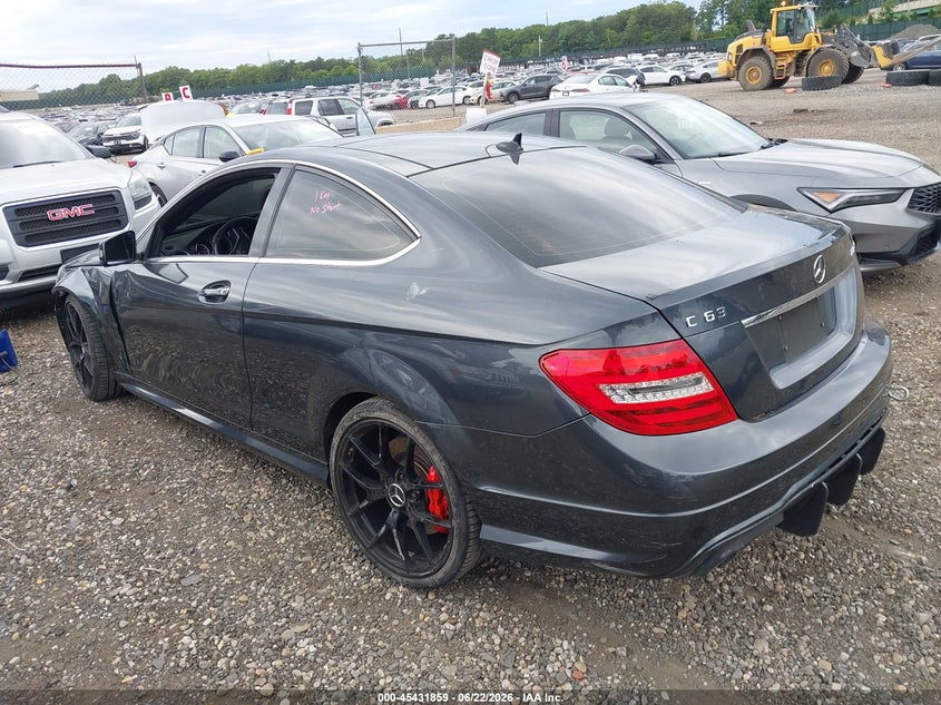 2014 Mercedes-benz VIN WDDGJ7HB7EG171276 IAAI salvage auction — FRONT & REAR, Mv-907A (New York), sold $8,700 on 2026-07-24 (photo 3)