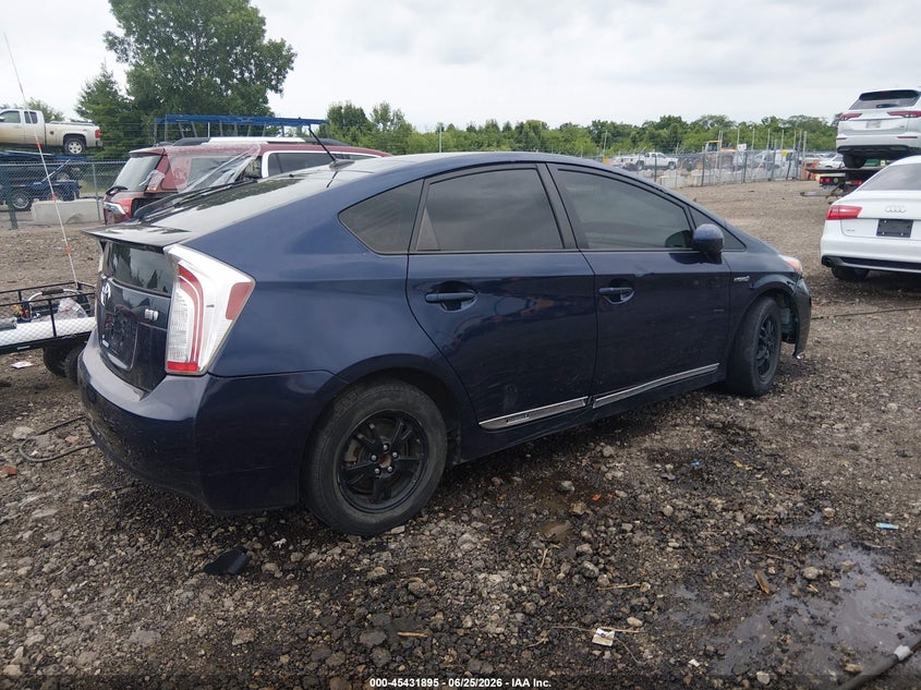 2013 Toyota Prius VIN JTDKN3DU1D1727317 IAAI salvage auction — LEFT SIDE, Salvage (Ohio), sold $725 on 2026-07-22 (photo 4)