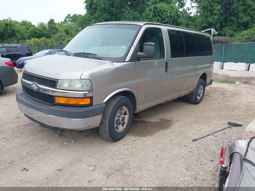 2003 Chevrolet Express 2500 VIN 1GAHG35U731229875 IAAI salvage auction — NORMAL WEAR, Clear (Maryland), sold $325 on 2026-07-09 (photo 2)
