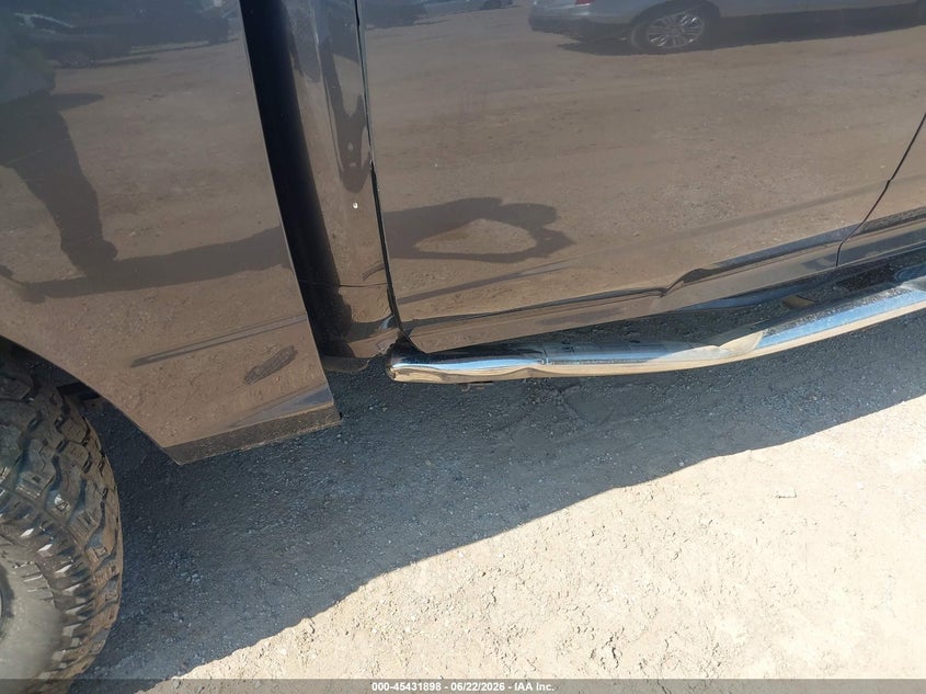 2017 Ram 1500 VIN 1C6RR7LTXHS627498 IAAI salvage auction — LEFT & RIGHT, Original (Texas), sold $6,650 on 2026-09-04 (photo 6)