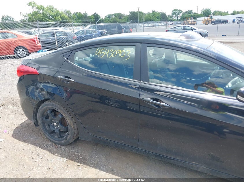 2012 Hyundai Elantra VIN KMHDH4AE5CU459075 IAAI salvage auction — NORMAL WEAR, Original (West Virginia), sold $1,100 on 2026-07-07 (photo 6)