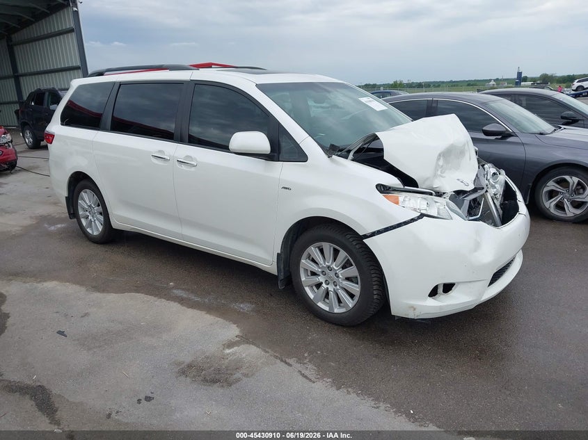 2017 Toyota Sienna VIN 5TDDZ3DC0HS167643 IAAI salvage auction — FRONT END, Clear (Wyoming), sold $6,400 on 2026-07-30 (photo 1)