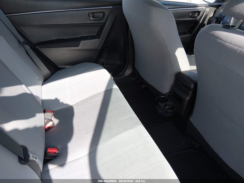 2014 Toyota Corolla VIN 5YFBURHE6EP035026 IAAI salvage auction — NORMAL WEAR, Clear (Illinois), sold $4,525 on 2026-07-29 (photo 8)