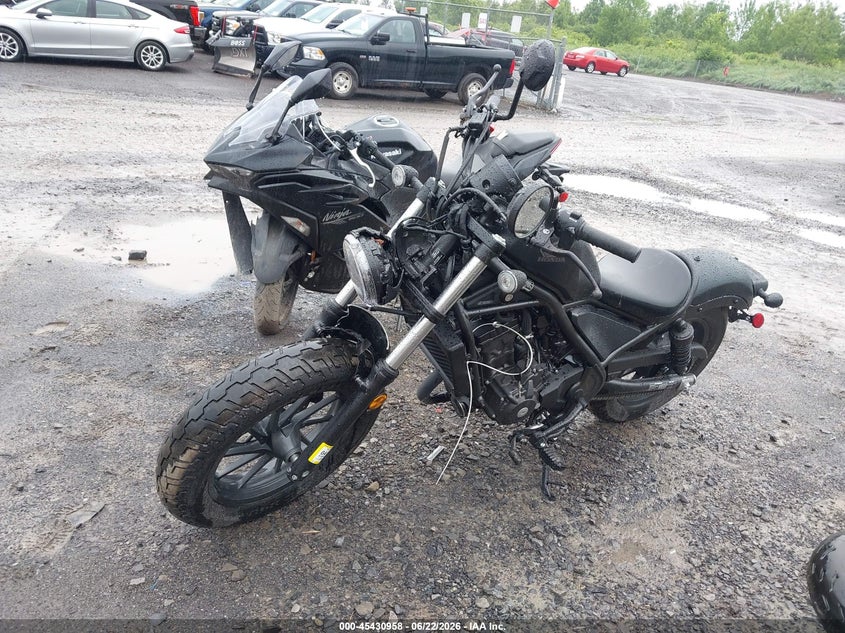 2026 Honda Cm VIN MLHNC535XT5900278 IAAI salvage auction — RIGHT SIDE, Salvage Title, sold $950 on 2026-07-22 (photo 2)