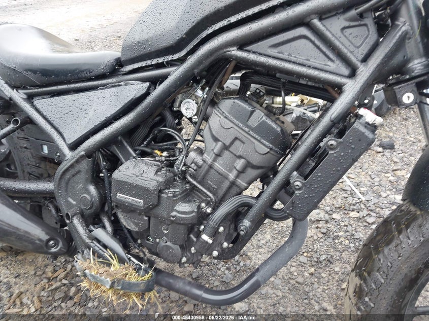 2026 Honda Cm VIN MLHNC535XT5900278 IAAI salvage auction — RIGHT SIDE, Salvage Title, sold $950 on 2026-07-22 (photo 8)