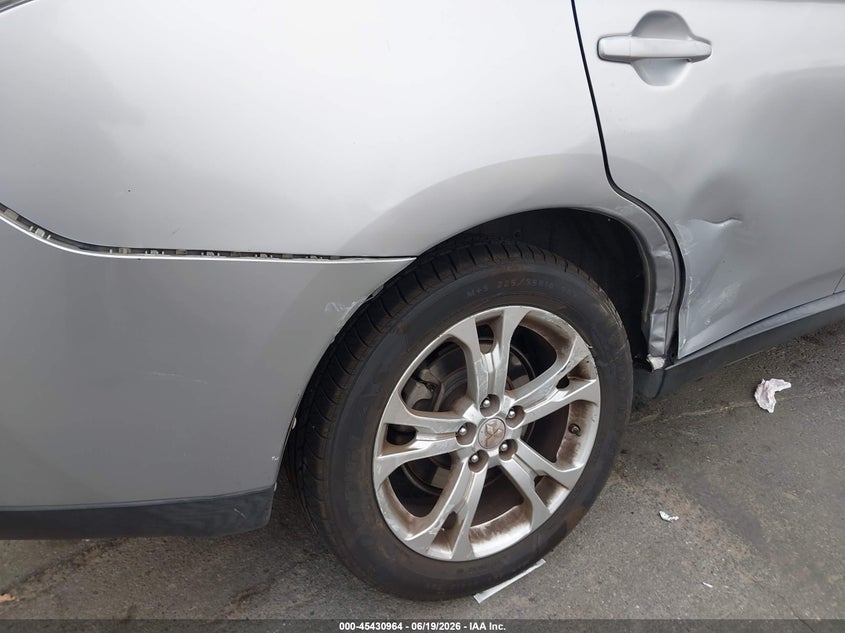 2014 Mitsubishi Outlander VIN JA4AD3A36EZ015232 IAAI salvage auction — RIGHT SIDE, Salvage (California), sold $975 on 2026-07-07 (photo 6)