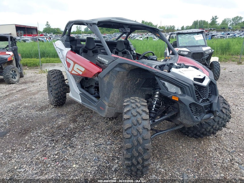 2024 Can-am/ brp Maverick VIN 3JBVGAY48RE001645 — IAAI salvage auction photo