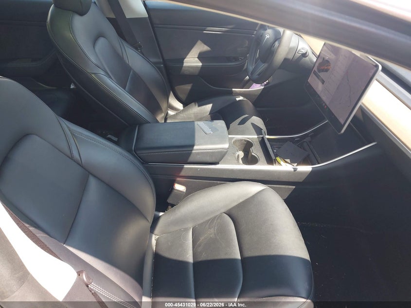 2020 Tesla Model 3 VIN 5YJ3E1EB4LF801521 IAAI salvage auction — RIGHT FRONT, Salvage Title, sold $75 on 2026-07-30 (photo 5)