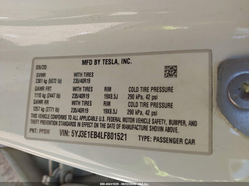 2020 Tesla Model 3 VIN 5YJ3E1EB4LF801521 IAAI salvage auction — RIGHT FRONT, Salvage Title, sold $75 on 2026-07-30 (photo 9)