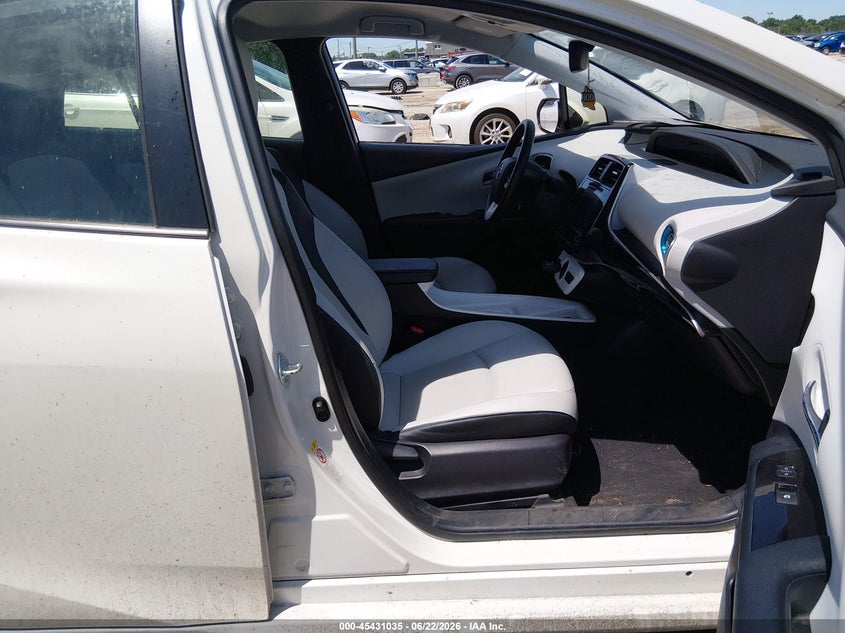 2017 Toyota Prius VIN JTDKARFU8H3536001 IAAI salvage auction — NO DAMAGE, Salvage (Illinois), sold $5,100 on 2026-07-21 (photo 5)