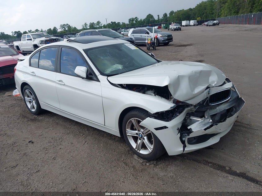 2015 BMW 3er VIN WBA3C3G53FNS75085 IAAI salvage auction — FRONT & REAR, Salvage (South Carolina), sold $25 on 2026-07-22 (photo 1)