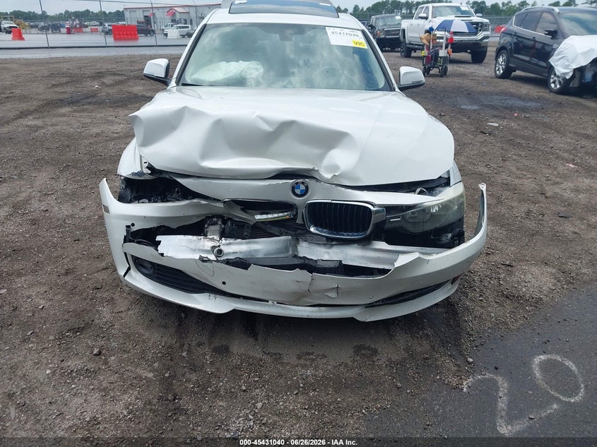 2015 BMW 3er VIN WBA3C3G53FNS75085 IAAI salvage auction — FRONT & REAR, Salvage (South Carolina), sold $25 on 2026-07-22 (photo 6)