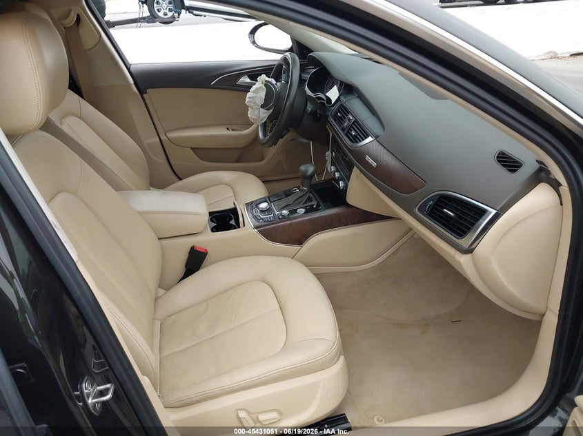 2013 Audi A6 VIN WAUGGAFC0DN130366 IAAI salvage auction — RIGHT SIDE, Salvage Title, sold $925 on 2026-07-21 (photo 5)