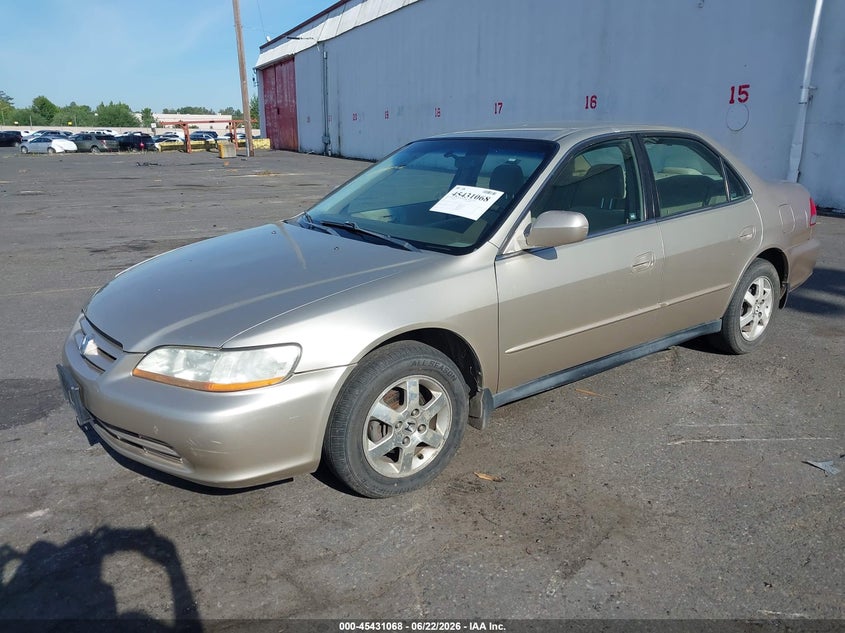 2001 Honda Accord VIN JHMCG56451C007511 IAAI salvage auction — NORMAL WEAR, Clear (Oregon), sold $100 on 2026-07-09 (photo 2)