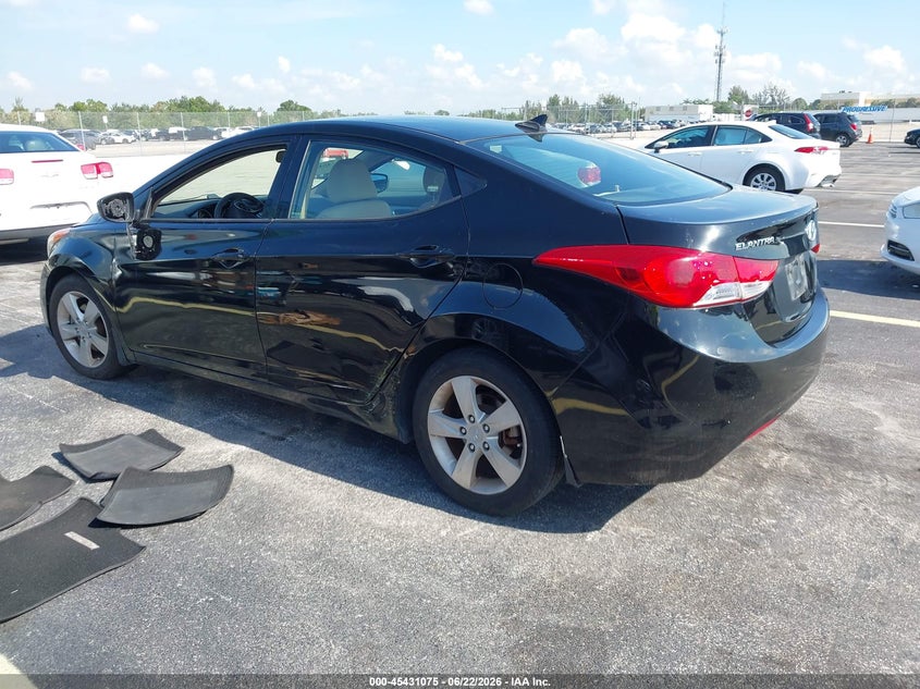 2013 Hyundai Elantra VIN KMHDH4AE4DU738664 IAAI salvage auction — LEFT & RIGHT, Salvage Title, sold $975 on 2026-07-23 (photo 3)
