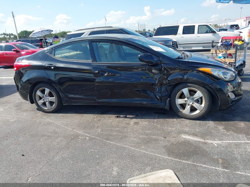 2013 Hyundai Elantra VIN KMHDH4AE4DU738664 IAAI salvage auction — LEFT & RIGHT, Salvage Title, sold $975 on 2026-07-23 (photo 6)