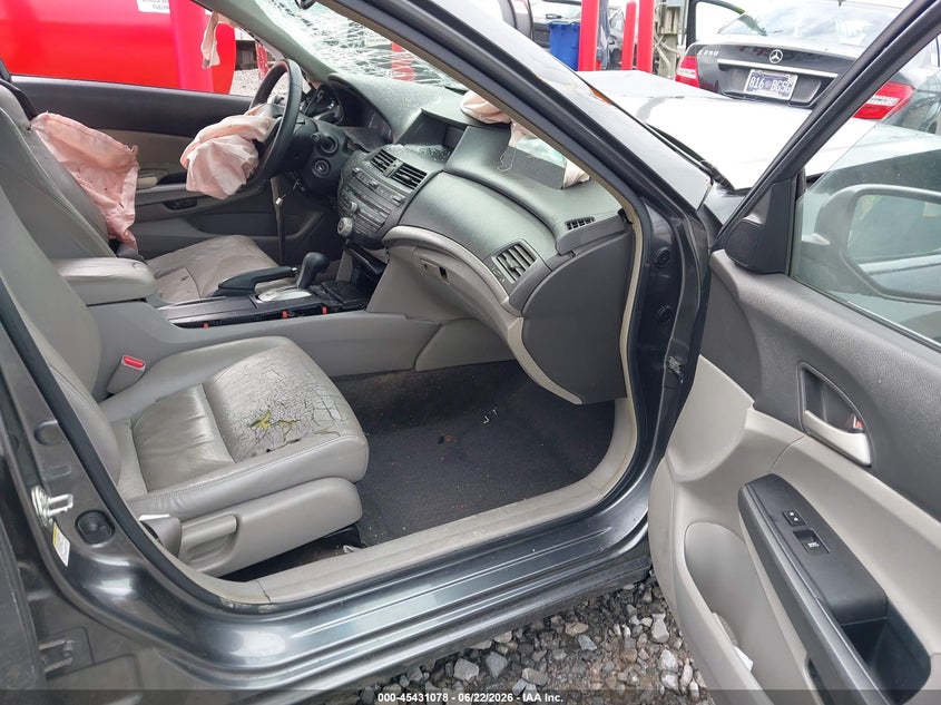 2008 Honda Accord VIN JHMCP26808C079664 IAAI salvage auction — ALL OVER, Clear (Tennessee), sold $25 on 2026-07-23 (photo 5)