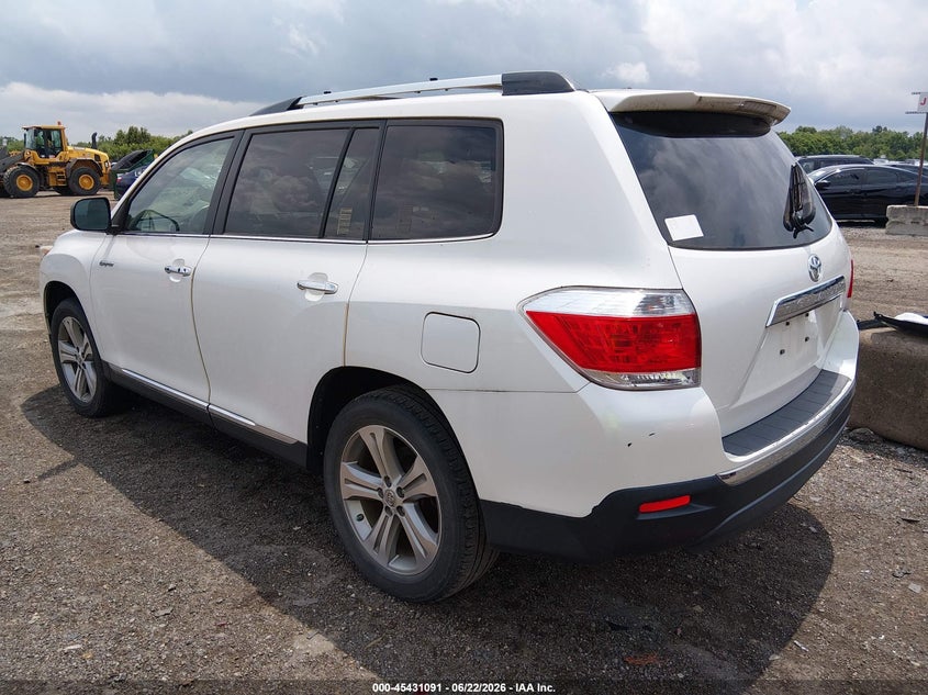 2011 Toyota Highlander VIN 5TDYK3EH3BS033586 IAAI salvage auction — NORMAL WEAR, Salvage (Ohio), sold $4,550 on 2026-07-15 (photo 3)