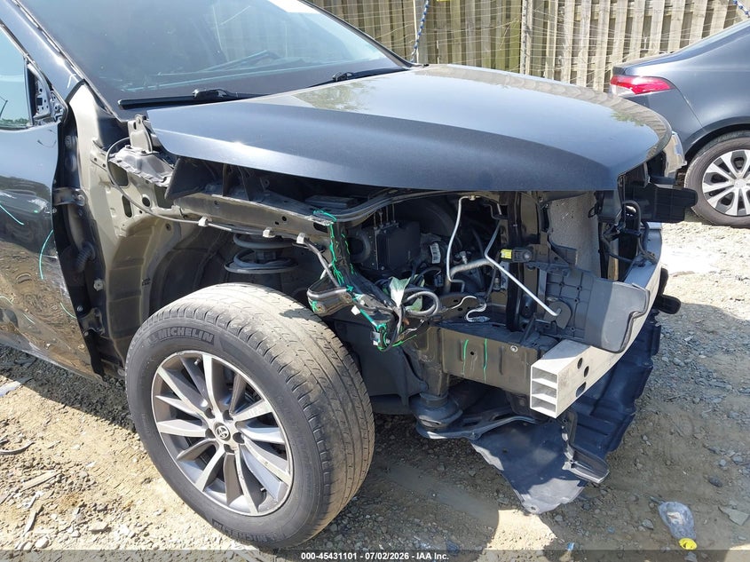 2019 Toyota Highlander VIN 5TDJZRFH2KS575387 IAAI salvage auction — FRONT & REAR, Salvage (Virginia), sold $5,400 on 2026-07-12 (photo 6)