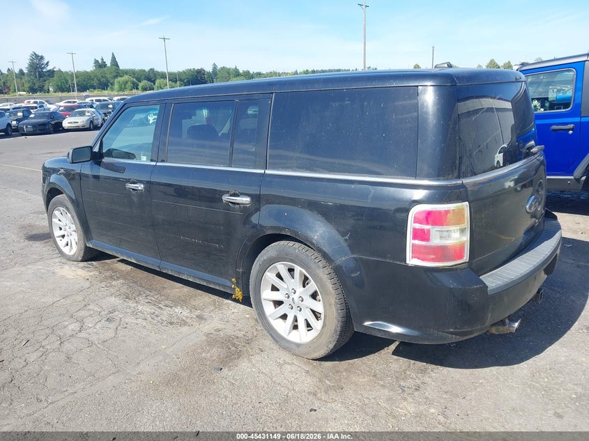 2009 Ford Flex VIN 2FMDK52C49BA37544 IAAI salvage auction — BIO HAZARD, Clear (Oregon), sold $1,050 on 2026-07-09 (photo 3)