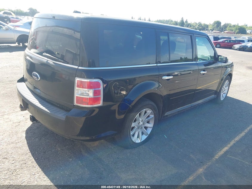 2009 Ford Flex VIN 2FMDK52C49BA37544 IAAI salvage auction — BIO HAZARD, Clear (Oregon), sold $1,050 on 2026-07-09 (photo 4)