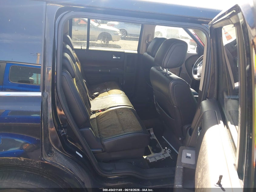 2009 Ford Flex VIN 2FMDK52C49BA37544 IAAI salvage auction — BIO HAZARD, Clear (Oregon), sold $1,050 on 2026-07-09 (photo 8)