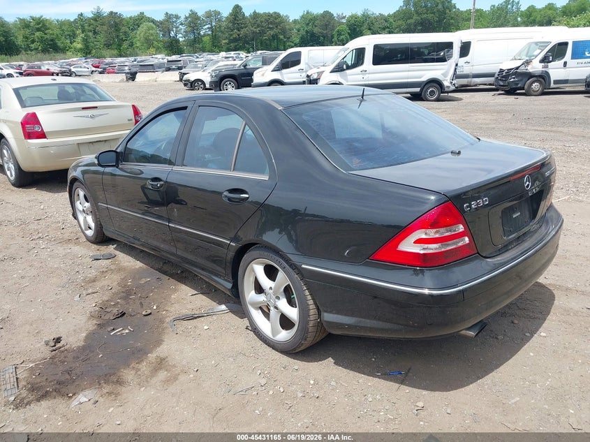 2005 Mercedes-benz C class VIN WDBRF40J75F610972 IAAI salvage auction — NORMAL WEAR, Clear (New York), sold $500 on 2026-07-28 (photo 3)