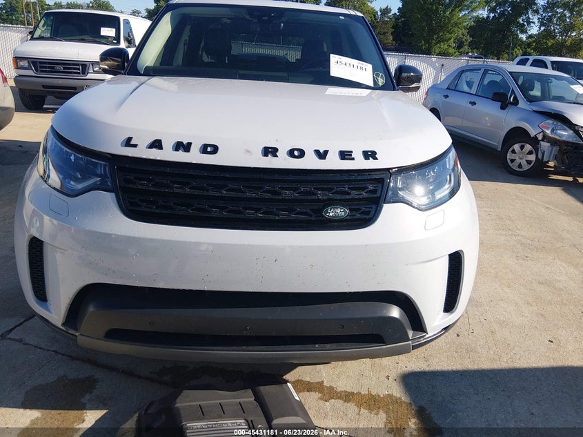 2017 Land rover Discovery VIN SALRRBBV1HA041317 IAAI salvage auction — NORMAL WEAR, Clear (Illinois), sold $1,750 on 2026-07-28 (photo 4)