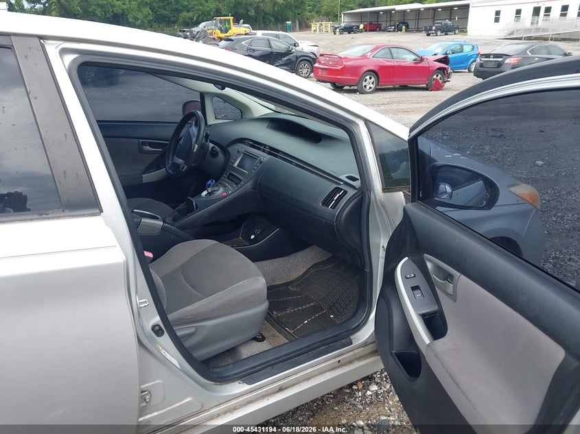 2013 Toyota Prius VIN JTDKN3DU0D5578648 IAAI salvage auction — NORMAL WEAR, Clear (Georgia), sold $1,850 on 2026-07-17 (photo 5)
