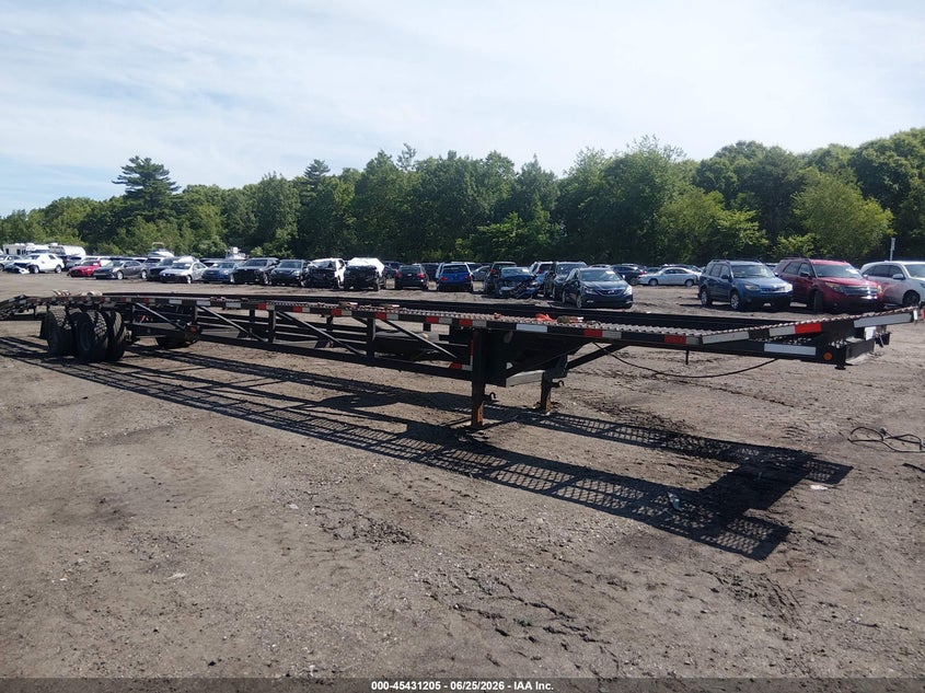 2022 Kaufman trailers Unknown VIN 5VGFW5025NL003992 IAAI salvage auction — SIDE, Salvage (Maine), sold $25 on 2026-07-14 (photo 1)