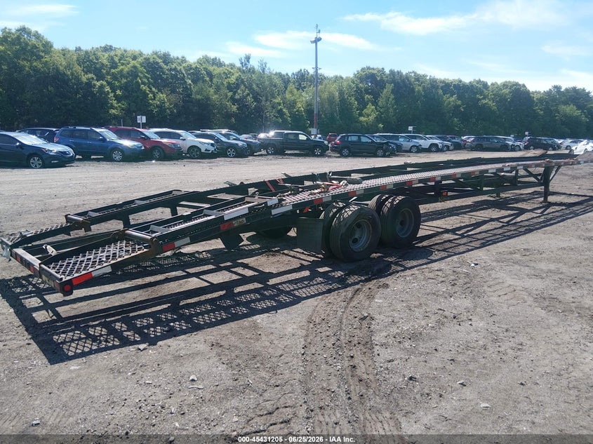 2022 Kaufman trailers Unknown VIN 5VGFW5025NL003992 IAAI salvage auction — SIDE, Salvage (Maine), sold $25 on 2026-07-14 (photo 4)