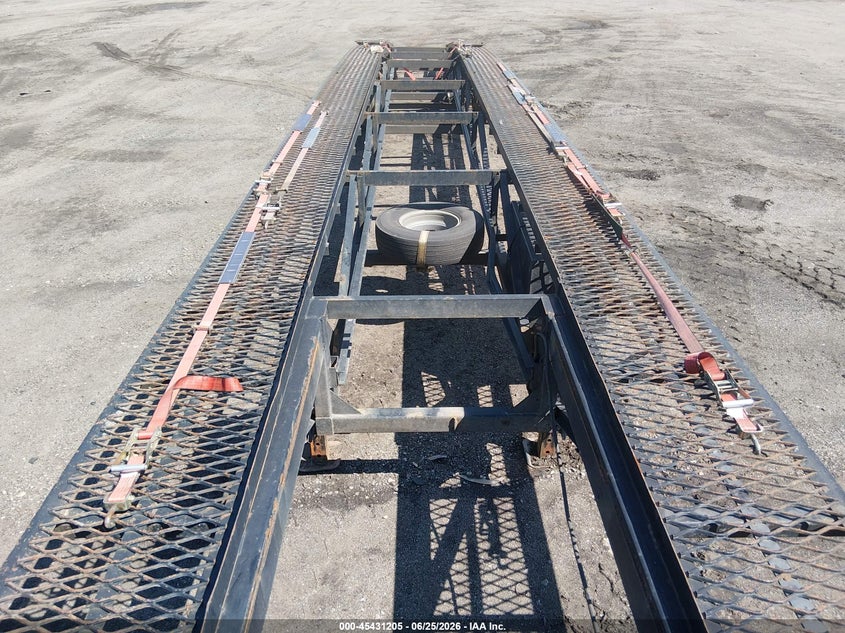 2022 Kaufman trailers Unknown VIN 5VGFW5025NL003992 IAAI salvage auction — SIDE, Salvage (Maine), sold $25 on 2026-07-14 (photo 5)