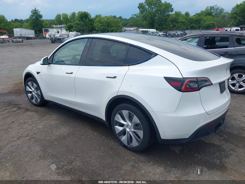 2023 Tesla Model y VIN 7SAYGDEE2PA073165 IAAI salvage auction — REAR END, Salvage (Virginia), sold $10,300 on 2026-07-09 (photo 3)