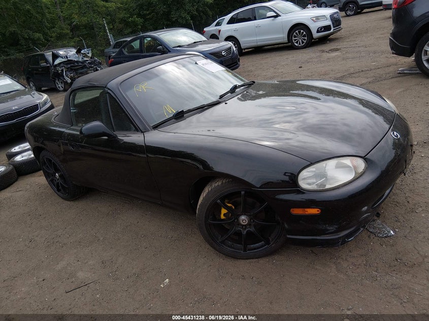 1999 Mazda Mx-5 miata VIN JM1NB3533X0106442 IAAI salvage auction — NORMAL WEAR, Clear (Virginia), sold $1,100 on 2026-07-08 (photo 1)
