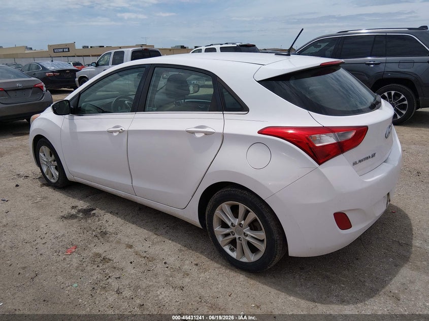 2014 Hyundai Elantra VIN KMHD35LH2EU208349 IAAI salvage auction — NORMAL WEAR, Clear (Kansas), sold $900 on 2026-07-10 (photo 3)