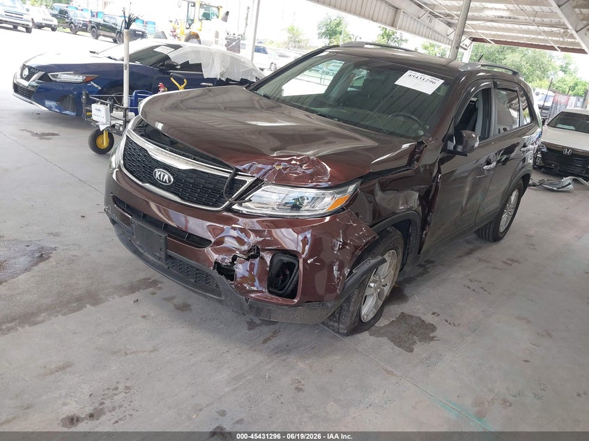 2014 Kia Sorento VIN 5XYKT3A60EG539515 IAAI salvage auction — SIDE, Rebuildable (Florida), sold $1,300 on 2026-07-10 (photo 2)