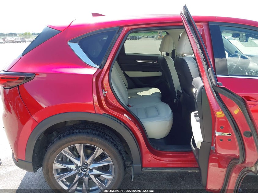 2019 Mazda Cx-5 VIN JM3KFBDMXK1576991 IAAI salvage auction — REAR END, Salvage (Nebraska), sold $6,600 on 2026-07-21 (photo 8)