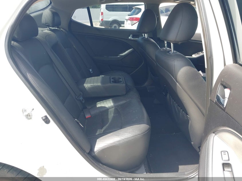 2015 Kia Optima VIN 5XXGR4A67FG372022 IAAI salvage auction — NORMAL WEAR, Original (Texas), sold $1,000 on 2026-07-17 (photo 8)