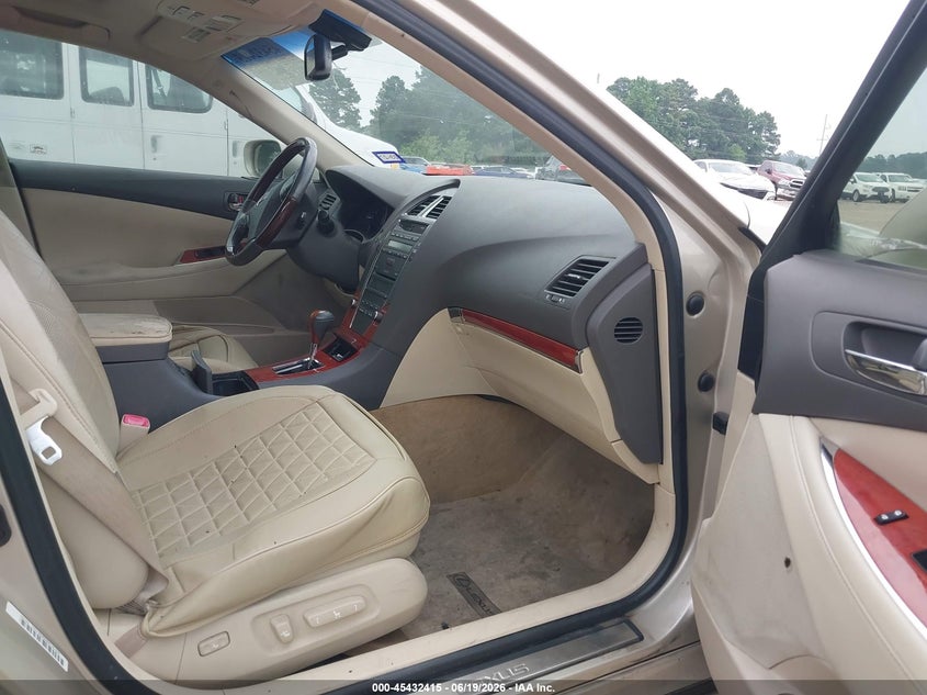2011 Lexus Es 350 VIN JTHBK1EG3B2423420 IAAI salvage auction — REAR END, Salvage (Texas), sold $25 on 2026-07-23 (photo 5)